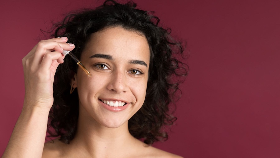 Uśmiechnięta kobieta